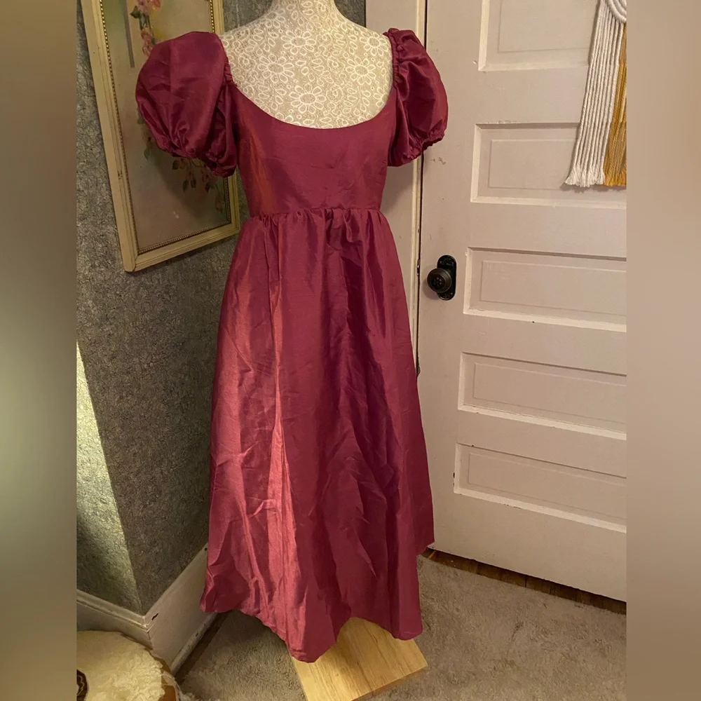 Hutch Magenta Puff-Sleeve Midi Dress - Picture 7 of 9